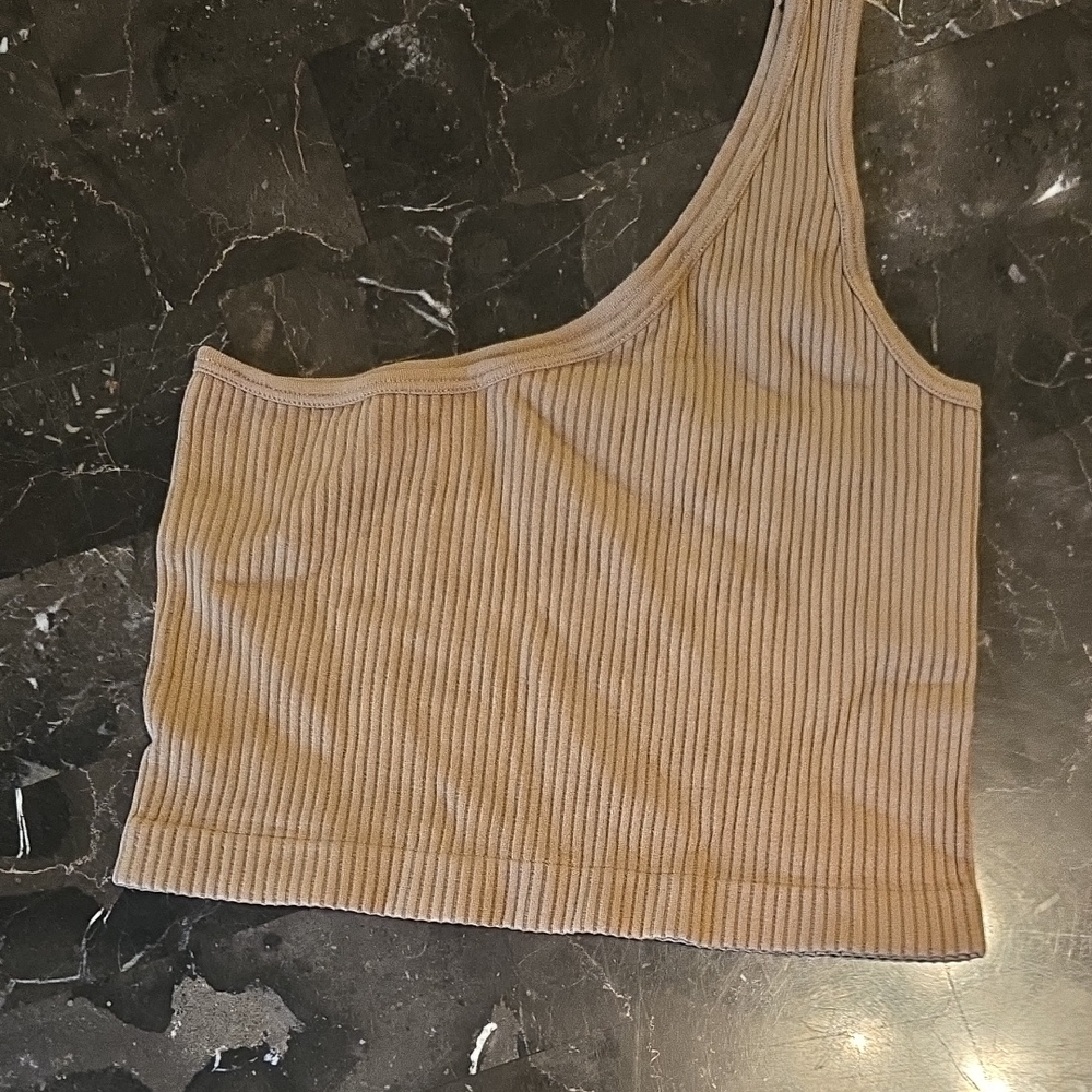 Aura One-Shoulder Ribbed Crop Top in Tan
